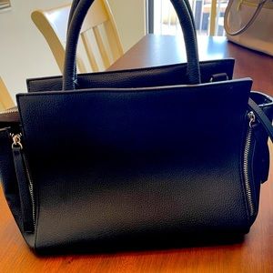 Black Leather Express Bag